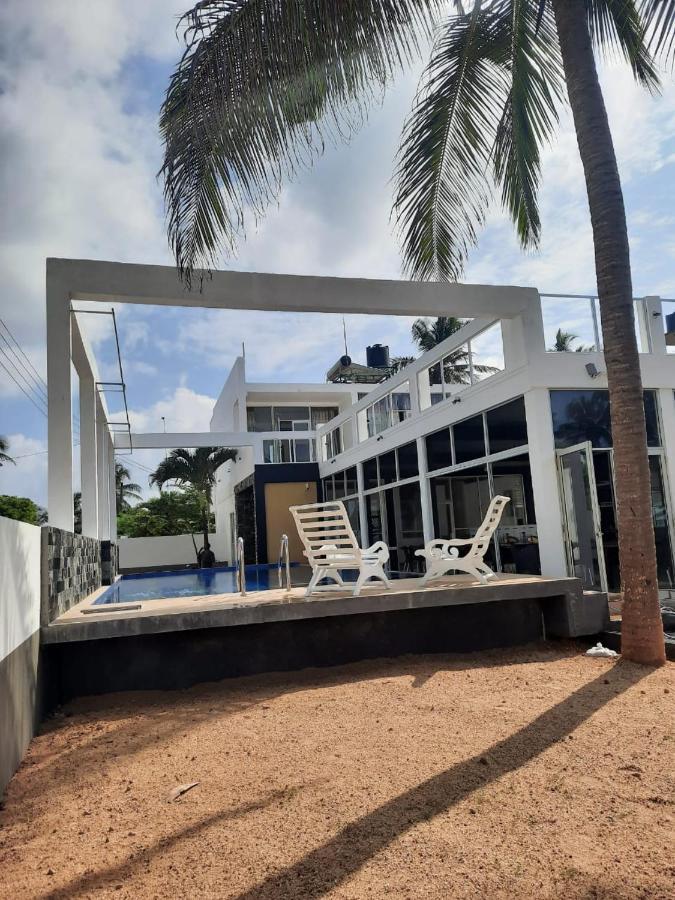 Saara Beach Hotel Маравила Экстерьер фото