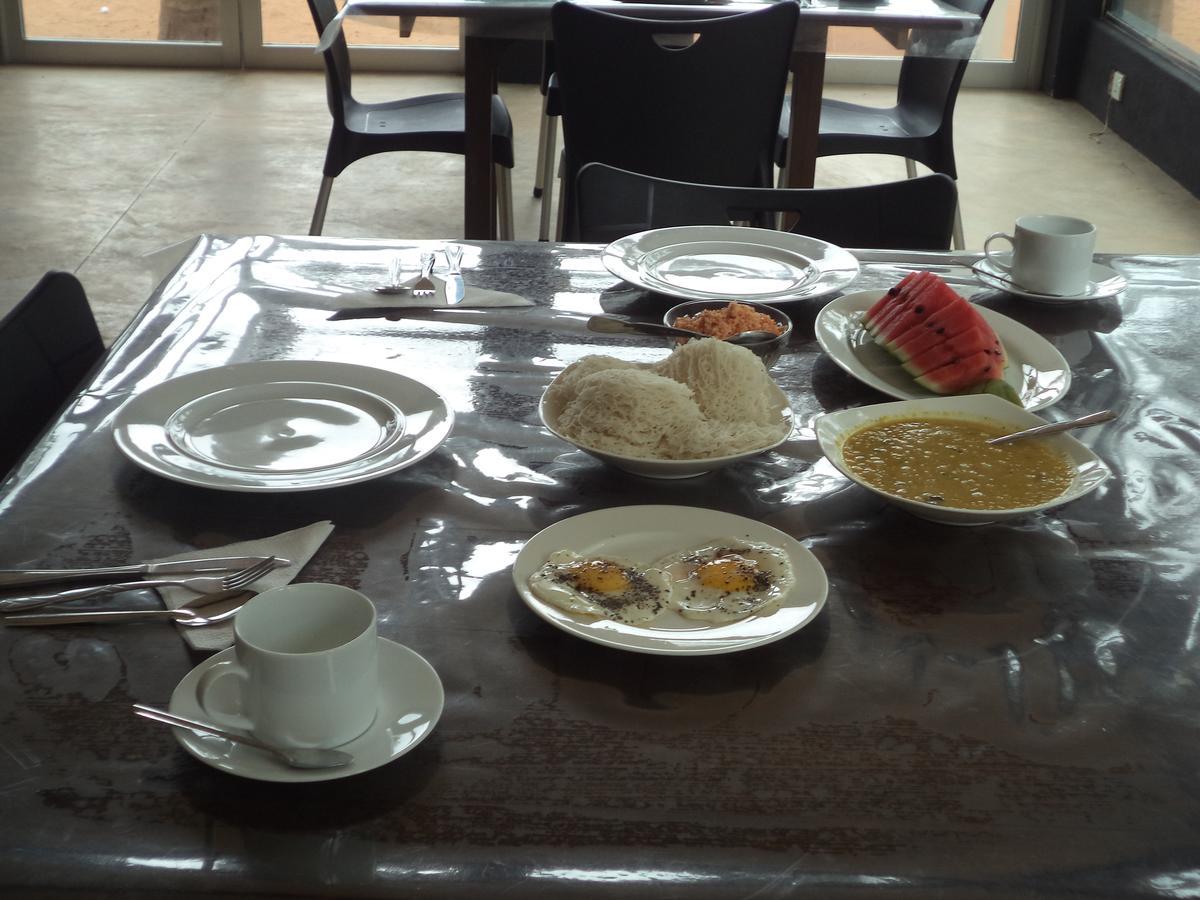 Saara Beach Hotel Маравила Экстерьер фото